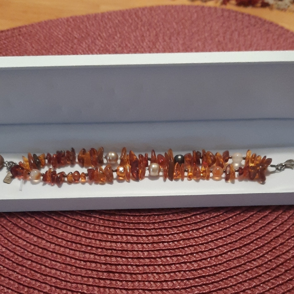 Amber and Pearl Beaded Bracelet